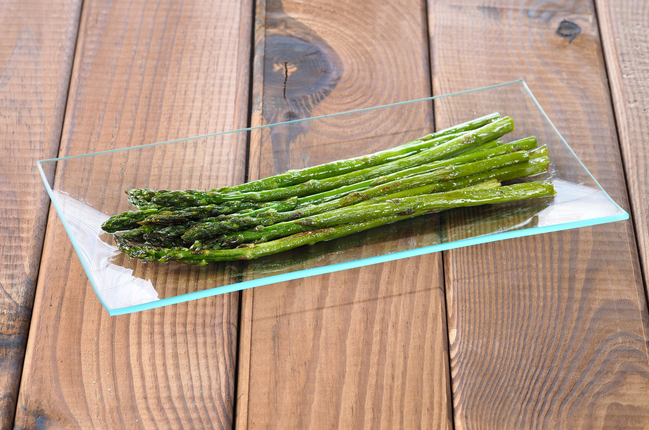 Gegrilde Groene Asperges Op De Bbq Geef Het Door Evlier